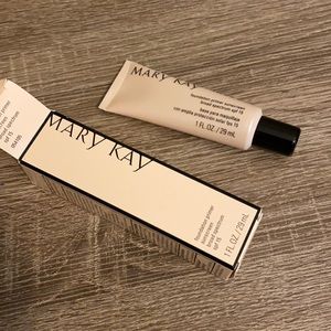 Mary Kay foundation primer